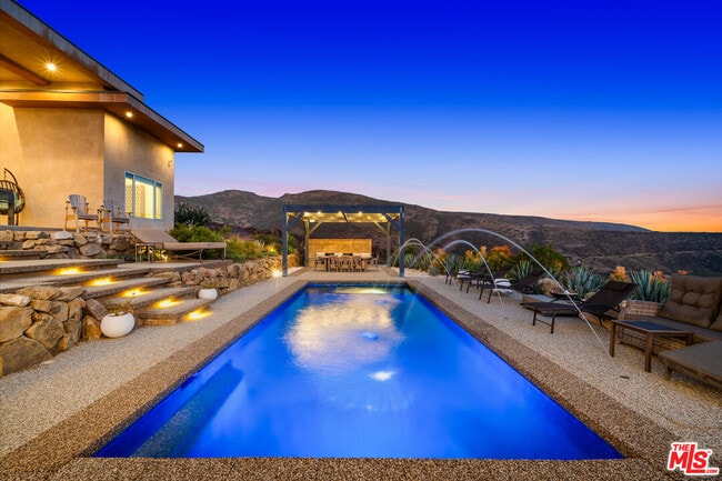 Photo - 10715 Yerba Buena Rd House