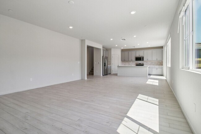 Photo - 4202 Markovich Ct