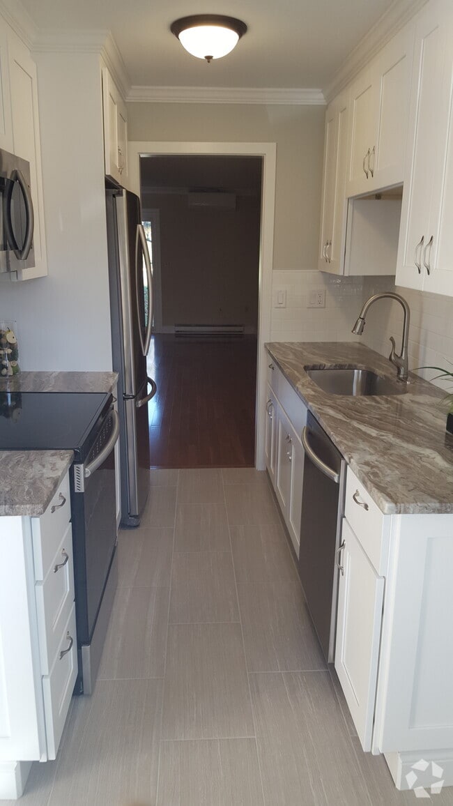 Building Photo - 11 Cedarland Ct Unit 11 Cedarland Court Rental