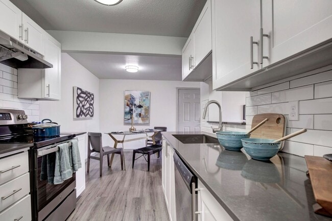 Photo - Taluswood Apartments