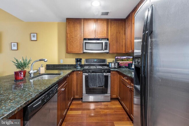 Photo - 22 S Front St Unit 204
