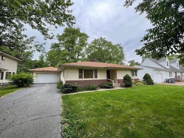 Photo - 1705 Northwestern Ave
