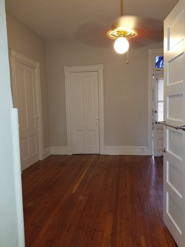 Photo - 1008 Park Ave Unit 2