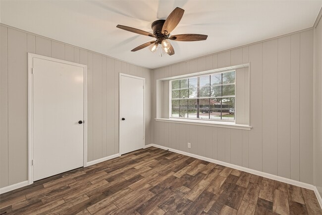 Photo - 1203 Bernard Ave