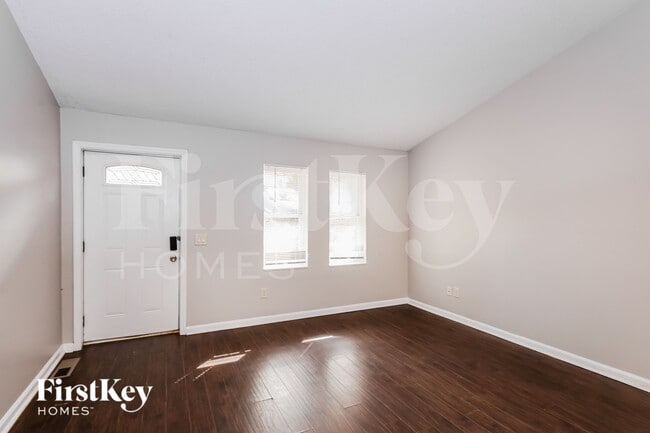 Photo - 4113 Winkler Way