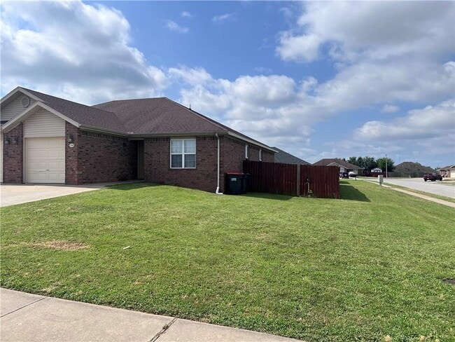 Photo - 1059 Terry Ln Townhome