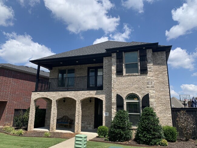 547 N Salem Rd