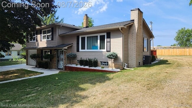 Photo - 553 S Stirling