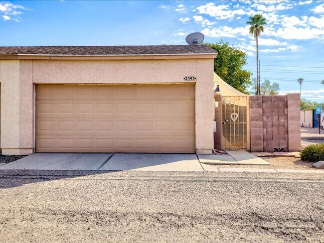 Photo - Modern 2 Bedroom 2 Bathroom home with comm...