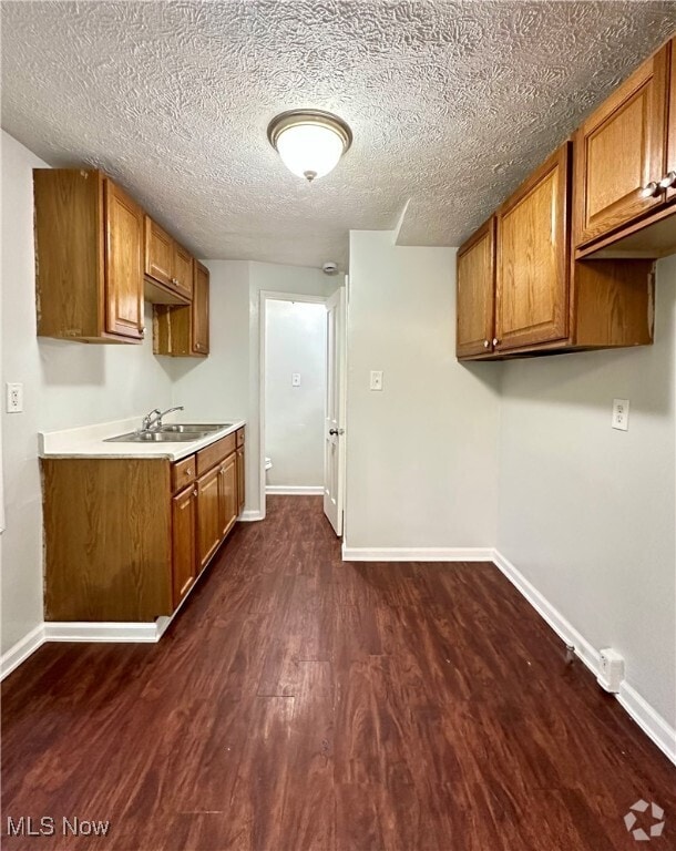 Building Photo - 19611 Shakerwood Rd Rental