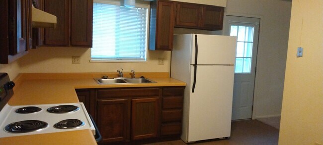 Photo - 138 S Ash St Unit B