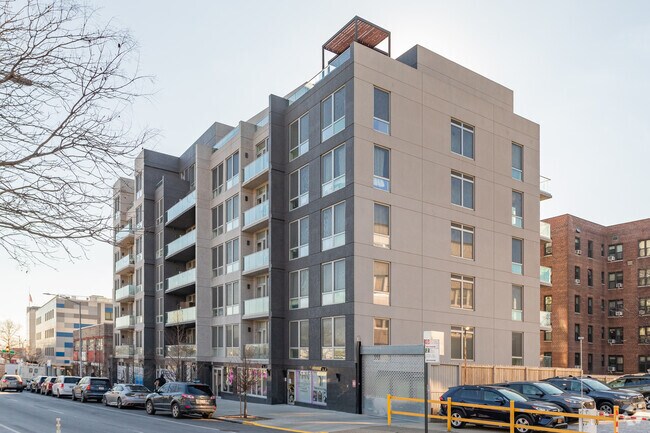 Photo - Le Tour Apartments