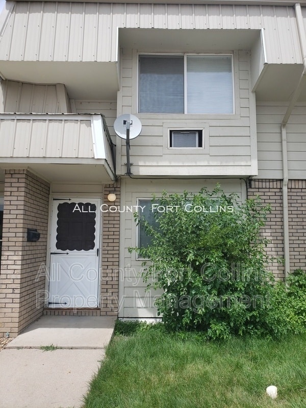 Building Photo - 1142 26th Ave