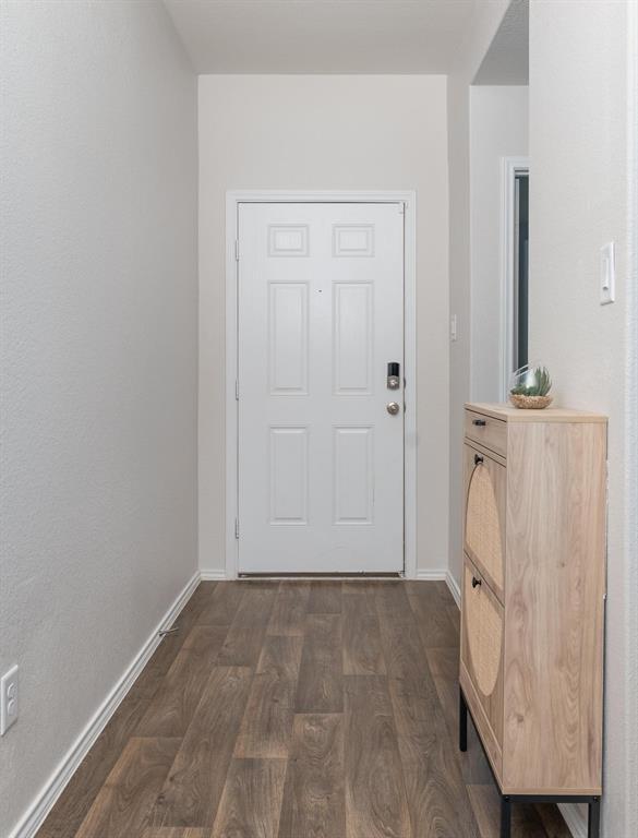 Photo - 105 Black Wolf Run