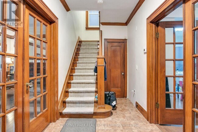 Photo - 114 Colin Ave