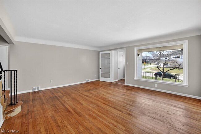 Photo - 1851 Beverly Hills Dr