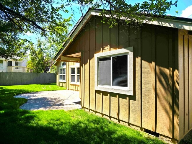 Photo - Beautifully Updated 3 Bedroom 2 Bath Updat...