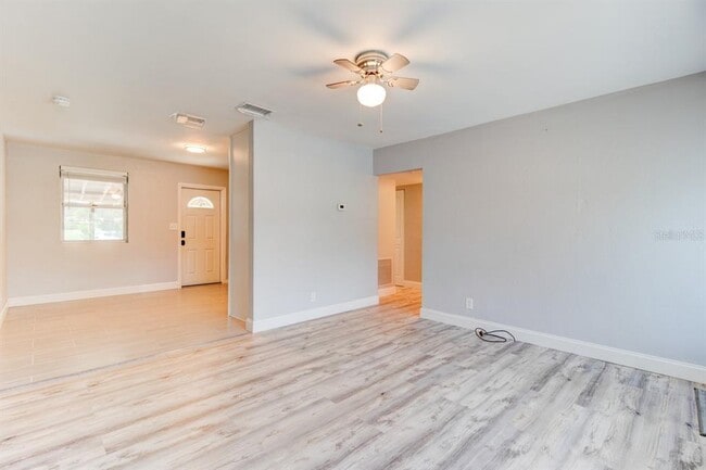 Photo - 635 S Lanvale Ave