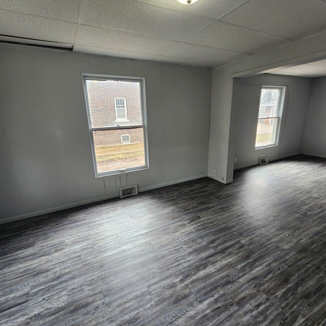 Photo - 614 N Griffin St