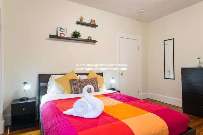 Photo - 123 Brook St Unit 2