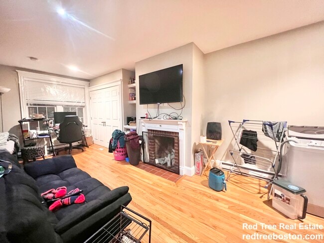 16 Cedar Lane Way Unit 2
