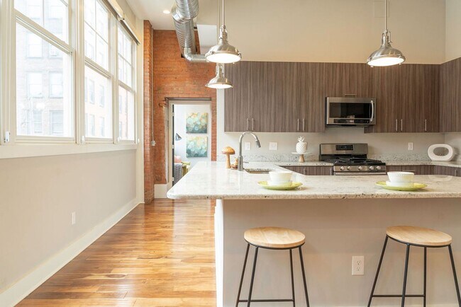 Photo - Erie Building Unit 204