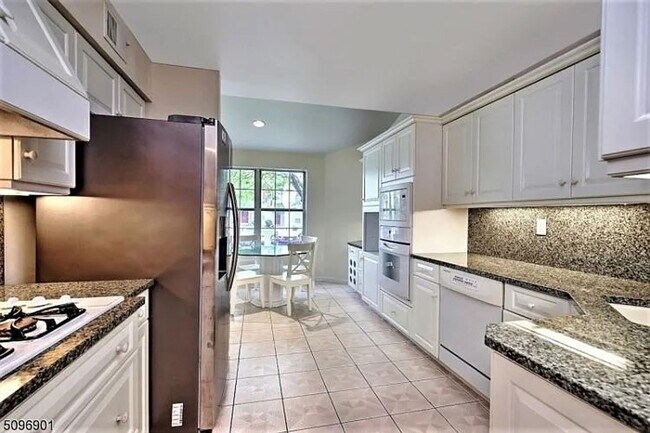 Photo - 2301 Vroom Dr