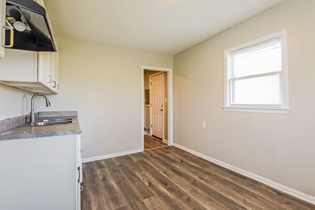 Photo - 2650 Kristen Dr