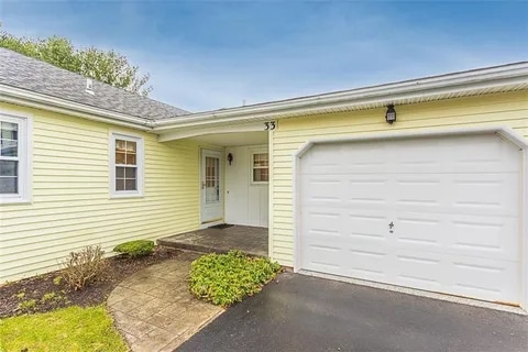 Photo - 33 Rockhurst Dr