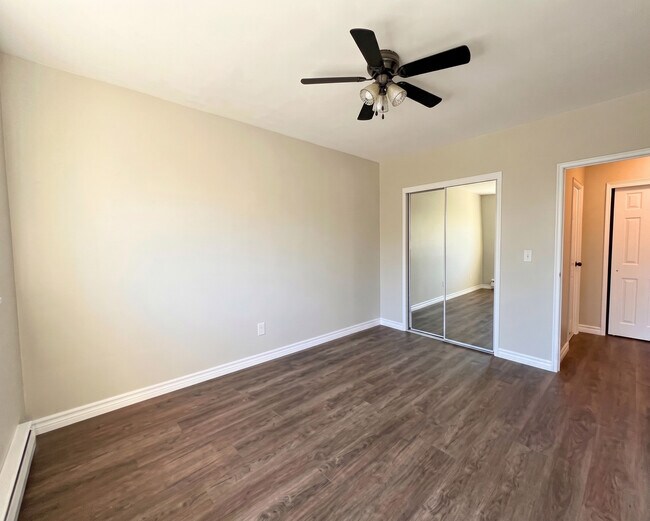 Photo - Courtyard Apartments