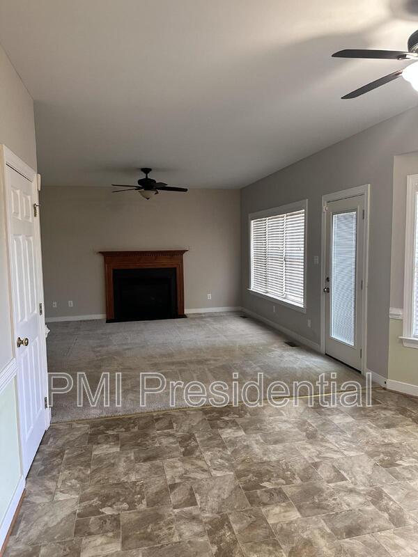 Photo - 1213 Hawkins Wood Cir