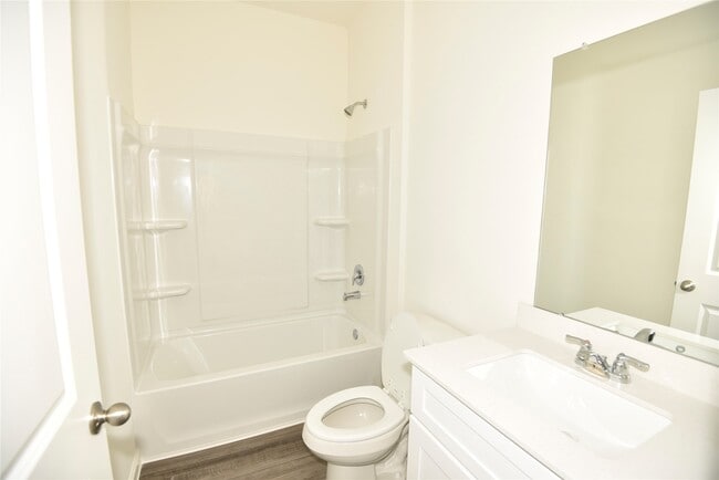 Photo - 21659 Cottage Ln