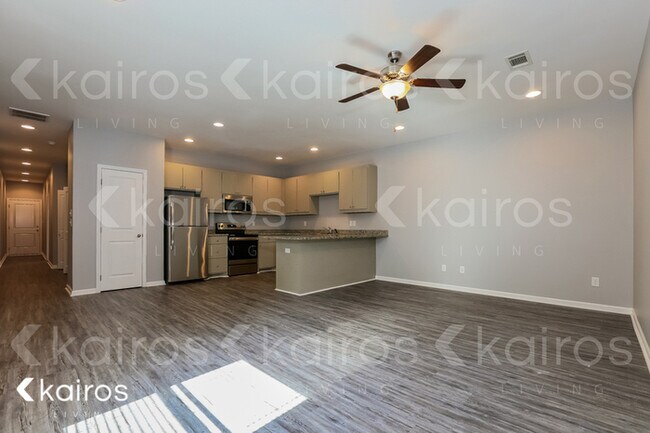 Photo - 1918 Perry St