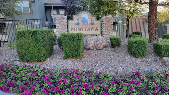 Condominios Montana - 555 E Silverado Ranch Blvd Unidad 2066