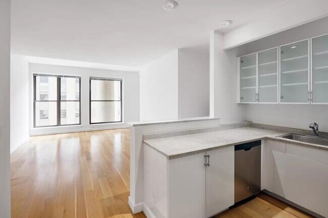 Photo - 3 bedroom in New York NY 10005 Unit 919