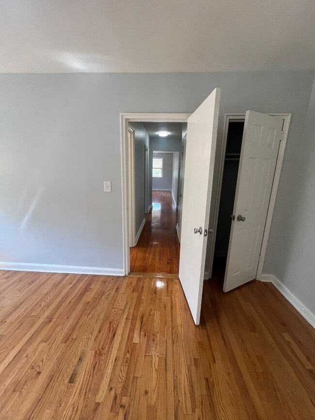 151 South Munn Ave