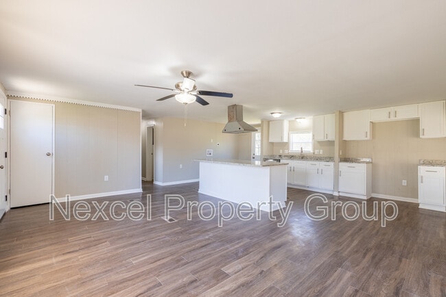 Photo - 7449 Malone Rd