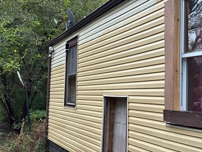 Photo - 1422 N 54th St