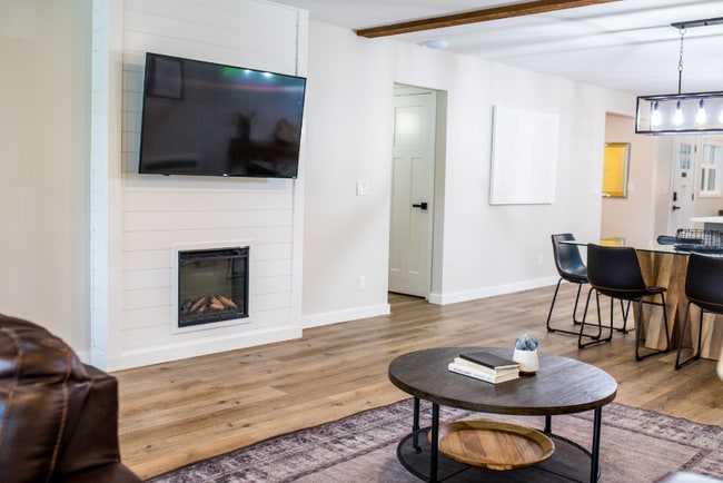 Photo - 271 S 3rd Ave