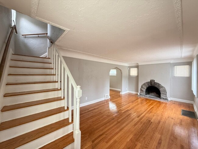 Photo - 4605 Devonshire Rd