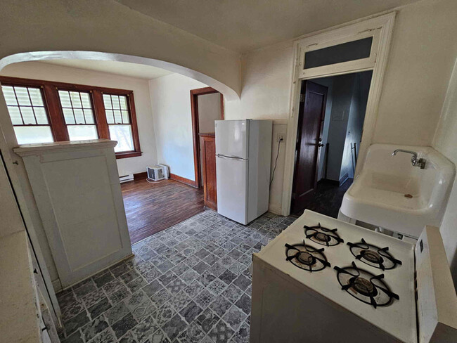 Photo - 511 West Elizabeth Street Apartment Unit A