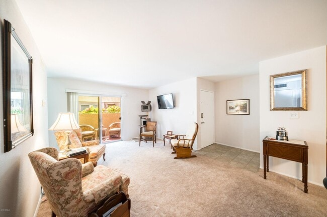 Photo - 5525 E Thomas Rd Unit B6