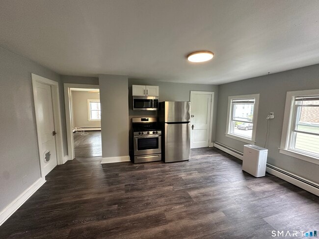 Building Photo - 18 Noyes Ave Ave Unit 2
