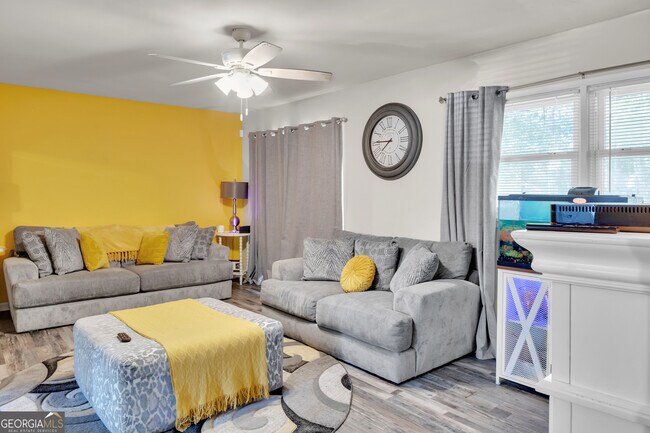 Photo - 6575 Hidden Brook Trail