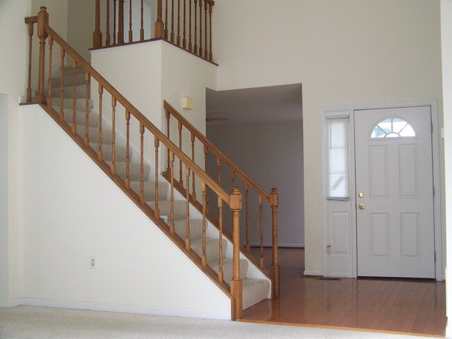 Photo - 14208 Greenview Dr