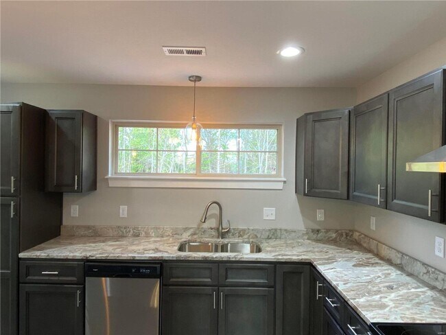 Building Photo - Available 12/15/2025