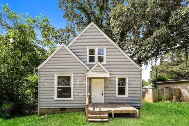 Building Photo - 518 W 20th St Rental