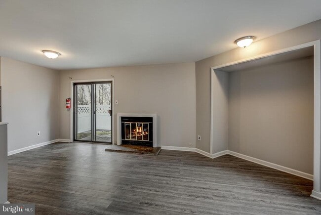 Photo - 1105 Berwyck Ct