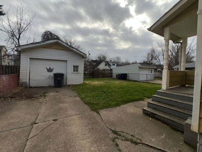 Photo - 4091 E 56th St