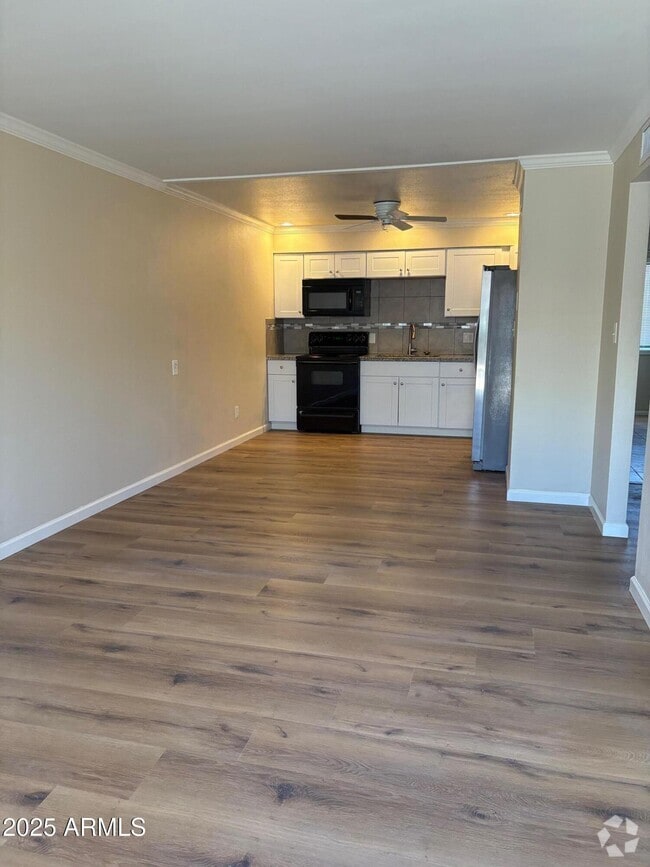 Building Photo - 909 S Priest Dr Unit 6 Rental